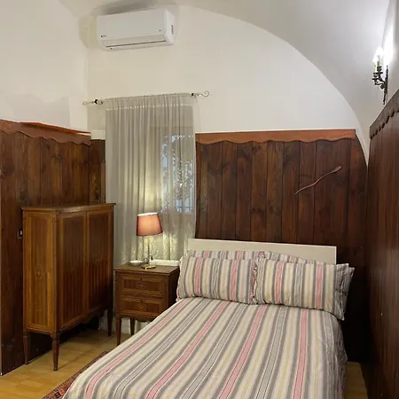 Apartament The Saint's Library Loft In Historical Palace *