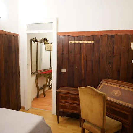 Apartament The Saint's Library Loft In Historical Palace Neapol